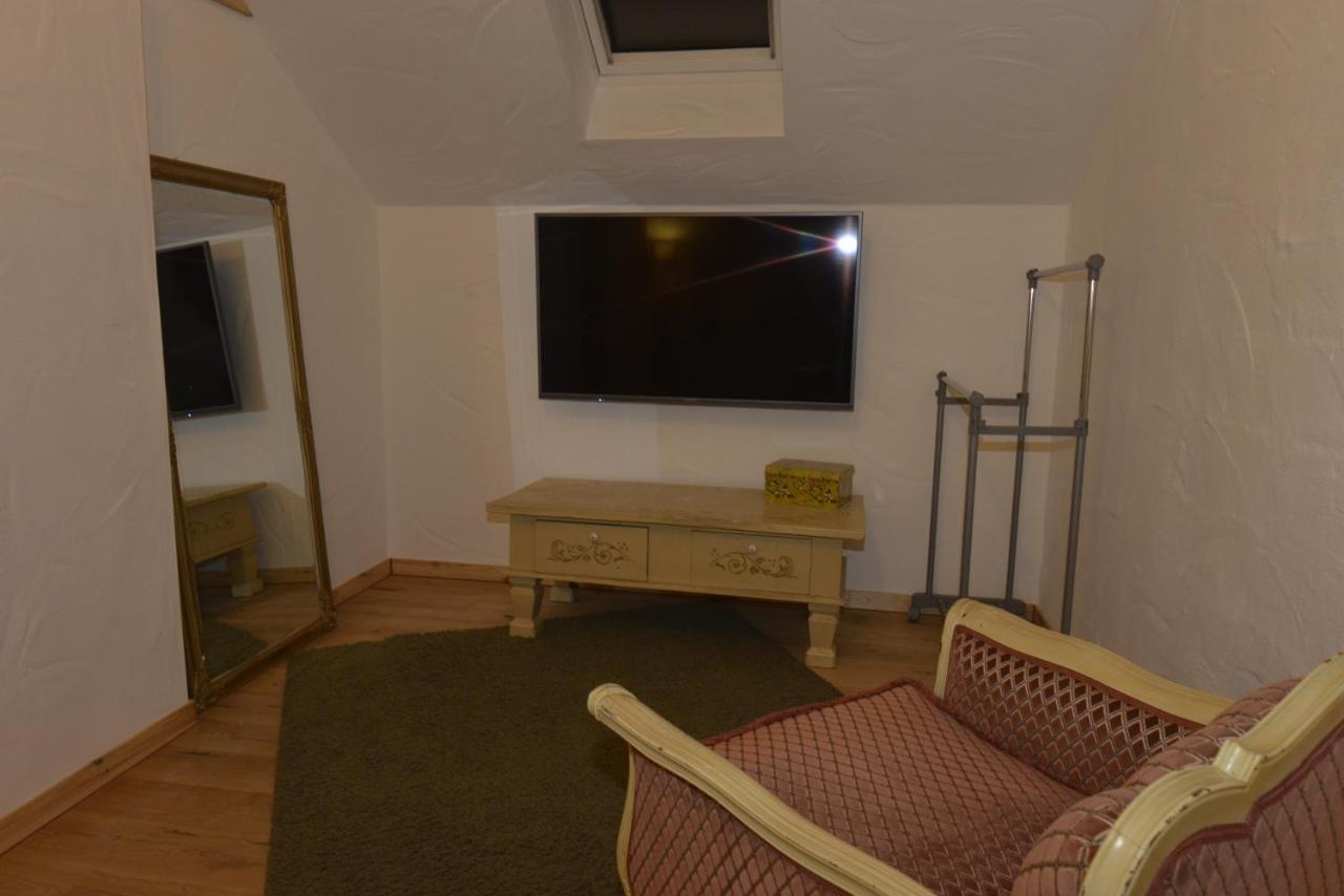 Eifel Kate, Relaxen Mit Sauna Und Whirlpool Dahlem  Luaran gambar